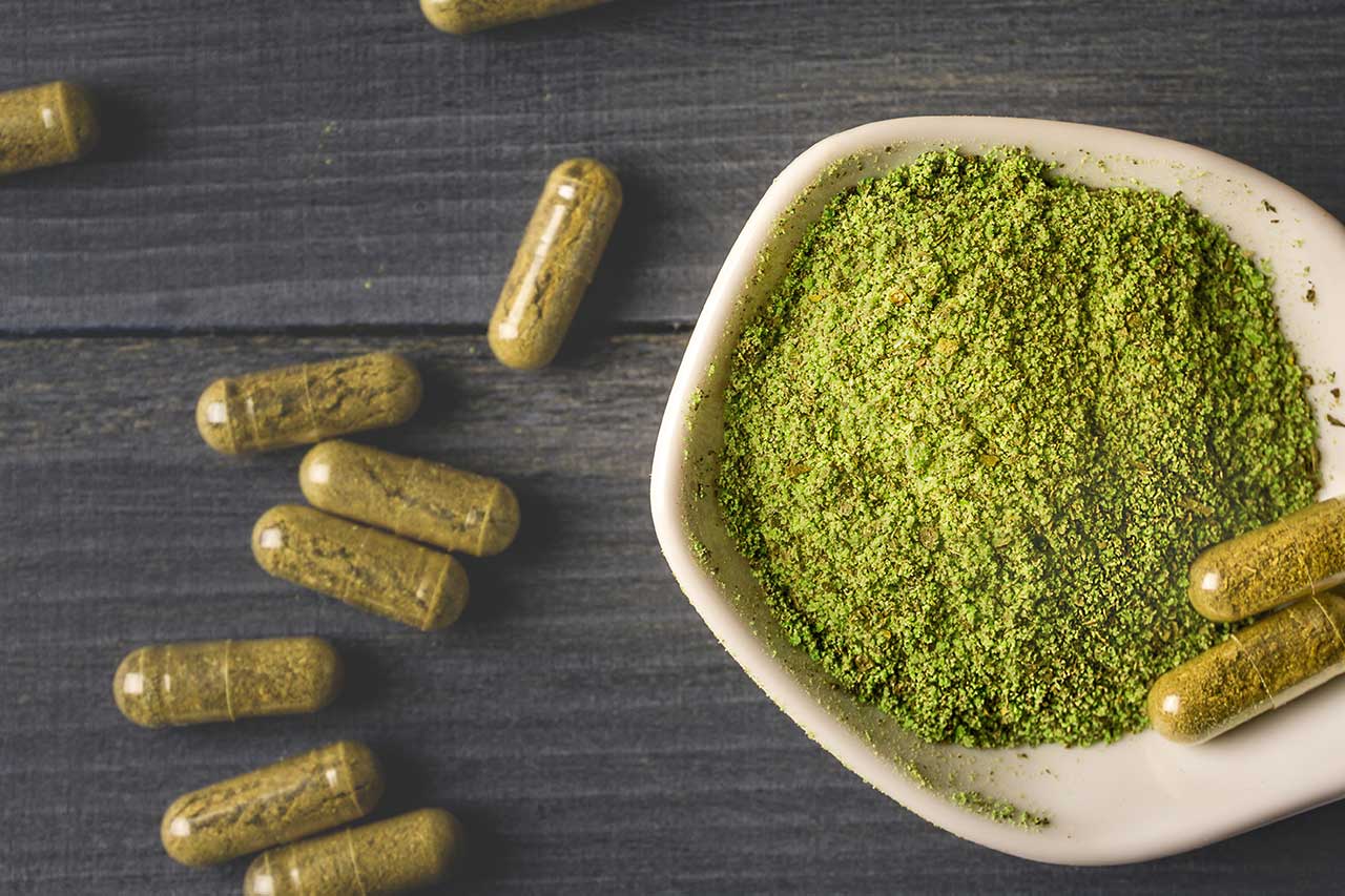 Combining Kratom Capsules with Supplements: What’s Safe?